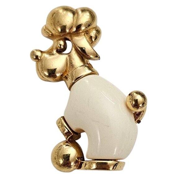 Trifari Crown Over T Gold Tone Off White Lucite Dog Brooch, Signed - Picture 7 of 7